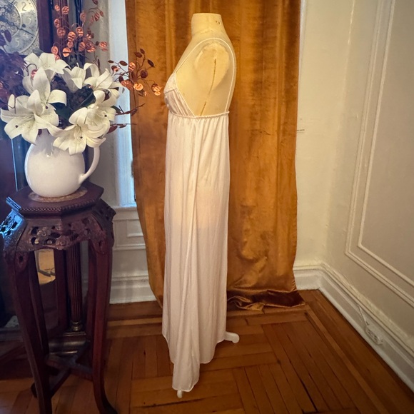 Petite Miss Elaine Vintage Bridal Lace Edged Robe And Slip Peignoir Set - Picture 9 of 15